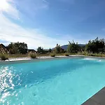 Montreux Holiday Home * Montreux