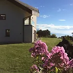 Montreux Holiday Home Ferienhaus