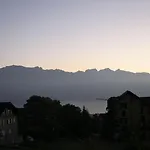 Montreux Holiday Home Ferienhaus Montreux