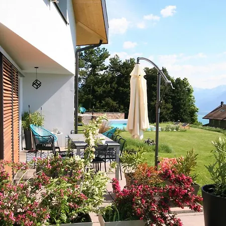 Сasa de vacaciones Montreux Holiday Home Montreux