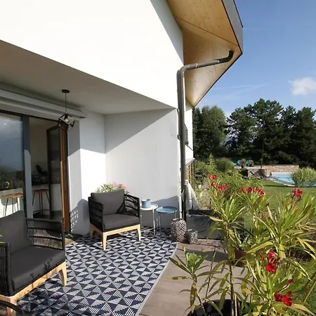 Montreux Holiday Home * Montreux
