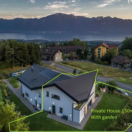 Montreux Holiday Home *