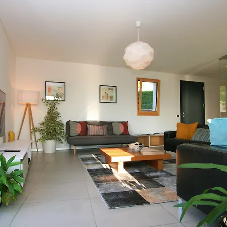 Holiday home Montreux Holiday Home *