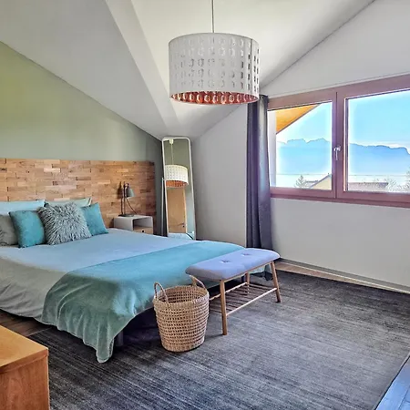 Ferienhaus Montreux Holiday Home *