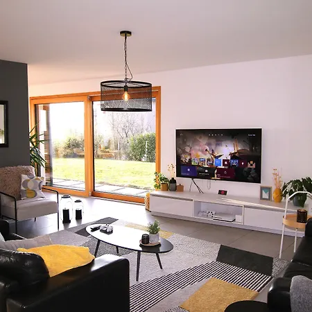 Vakantiehuis Montreux Holiday Home *