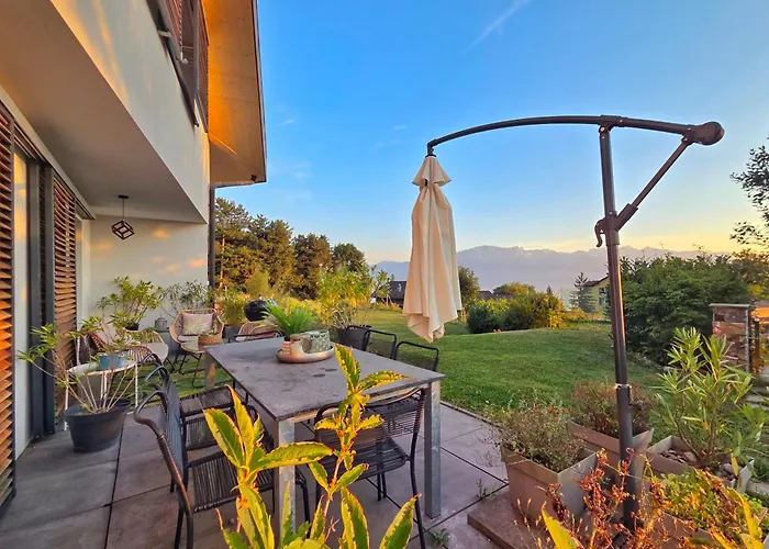 Montreux Holiday Home Prázdninový dům