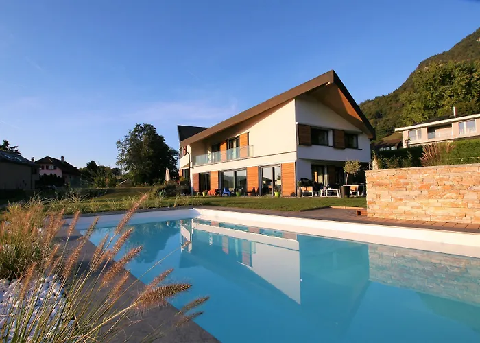 Montreux Holiday Home Prázdninový dům Montreux