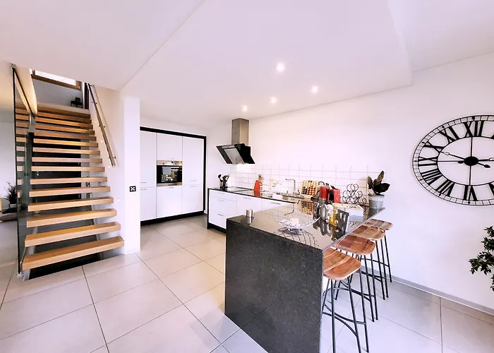 Montreux Holiday Home Prázdninový dům Montreux