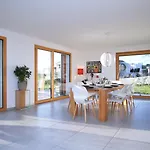 Montreux Holiday Home Nyaraló Montreux