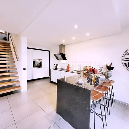Montreux Holiday Home 펜션 몽트뢰