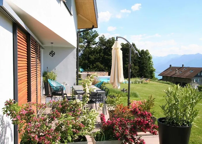 Ferienhaus Montreux Holiday Home Montreux