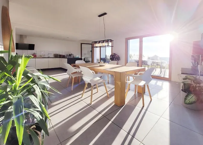 Ferienhaus Montreux Holiday Home