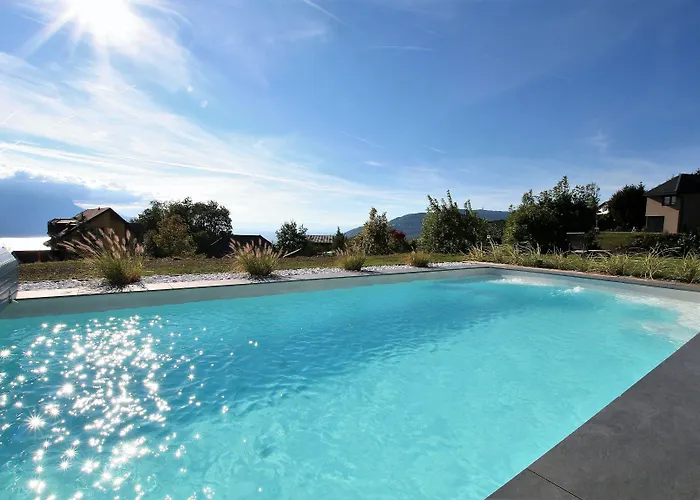 Montreux Holiday Home * Montreux