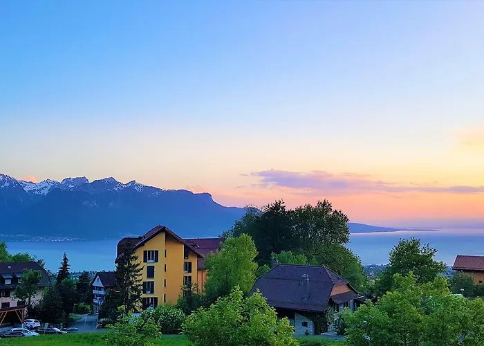 Montreux Holiday Home