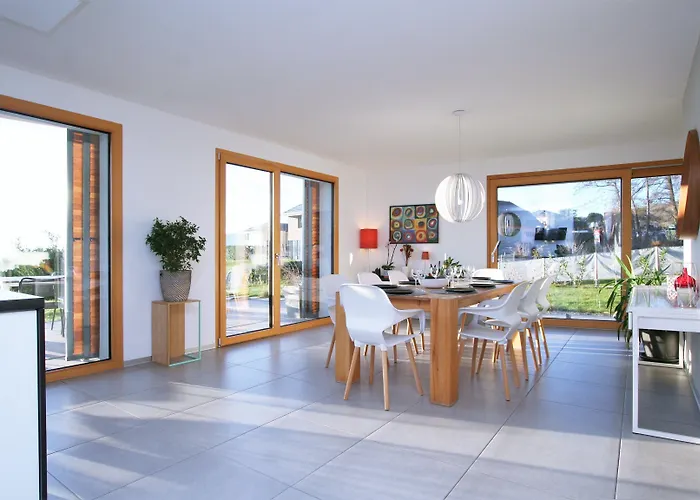 Montreux Holiday Home Ferienhaus Montreux