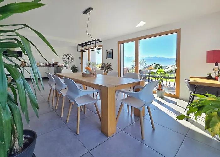 Montreux Holiday Home Montreux