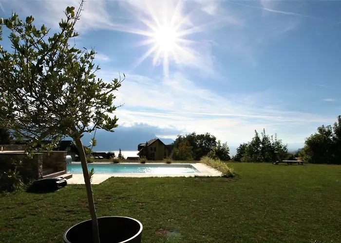 Ferienhaus Montreux Holiday Home