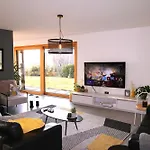 Montreux Holiday Home Montrö