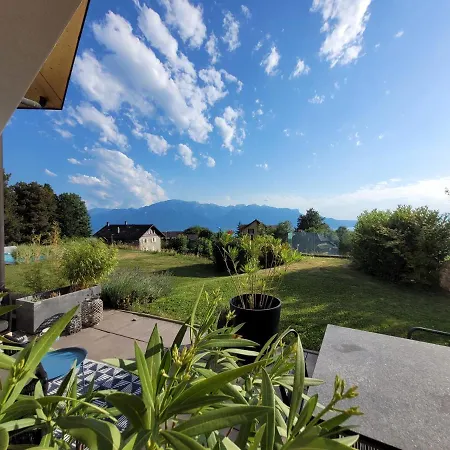 Montreux Holiday Home 別荘 *