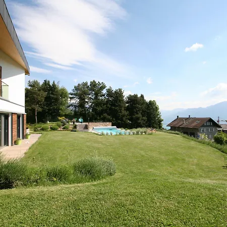 Montreux Holiday Home 別荘 *