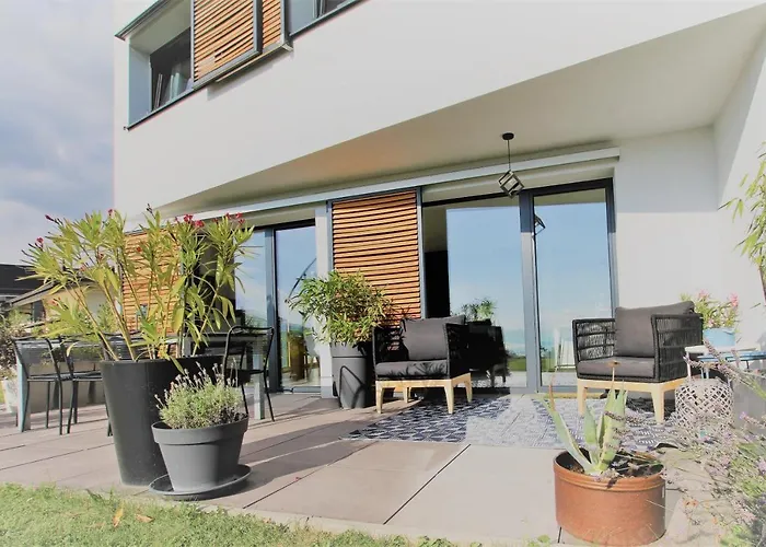 Montreux Holiday Home Montreux