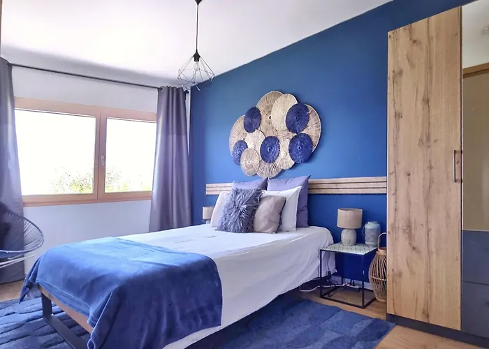 Montreux Holiday Home * Montreux