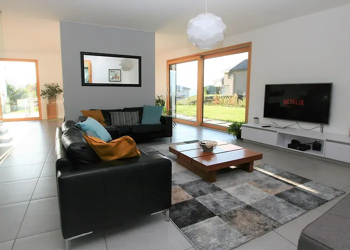 Dom wakacyjny Montreux Holiday Home