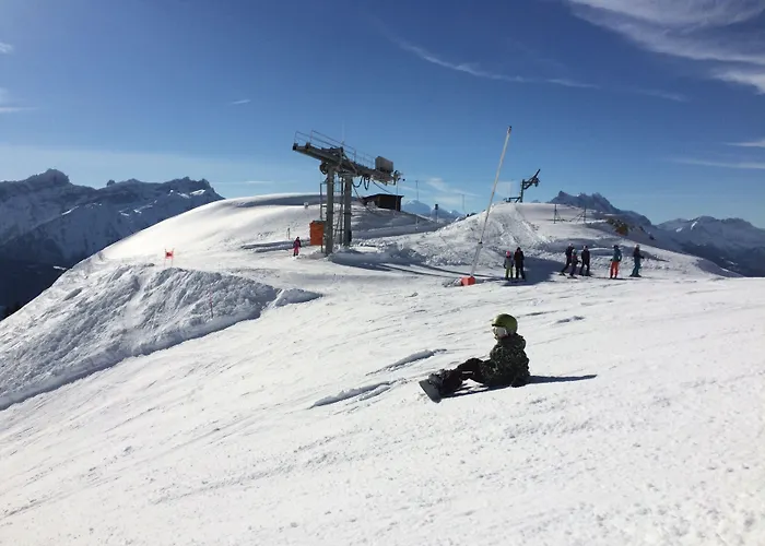 Dom wakacyjny Montreux Holiday Home