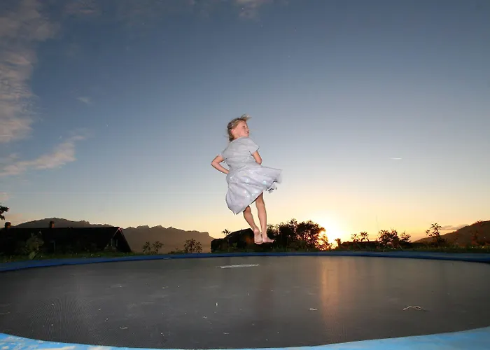 Dom wakacyjny Montreux Holiday Home Montreux