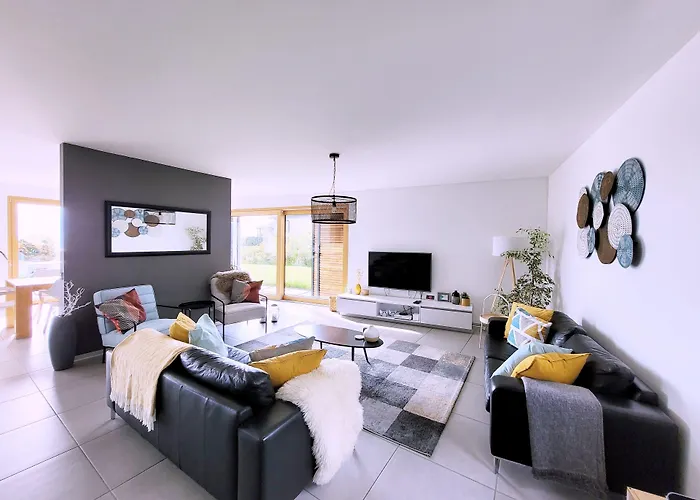 Montreux Holiday Home Dom wakacyjny *